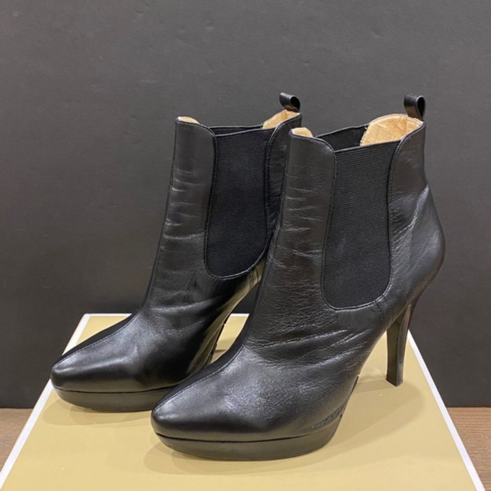 Michael Kors Lattington Black Leather Bootie Ankle Boots Shoes Heels Pumps 9